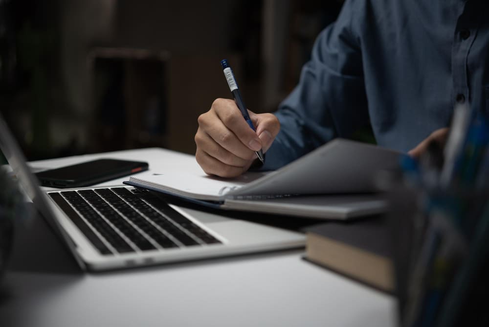 Imagem de Empowering Students Through Financial Assistance