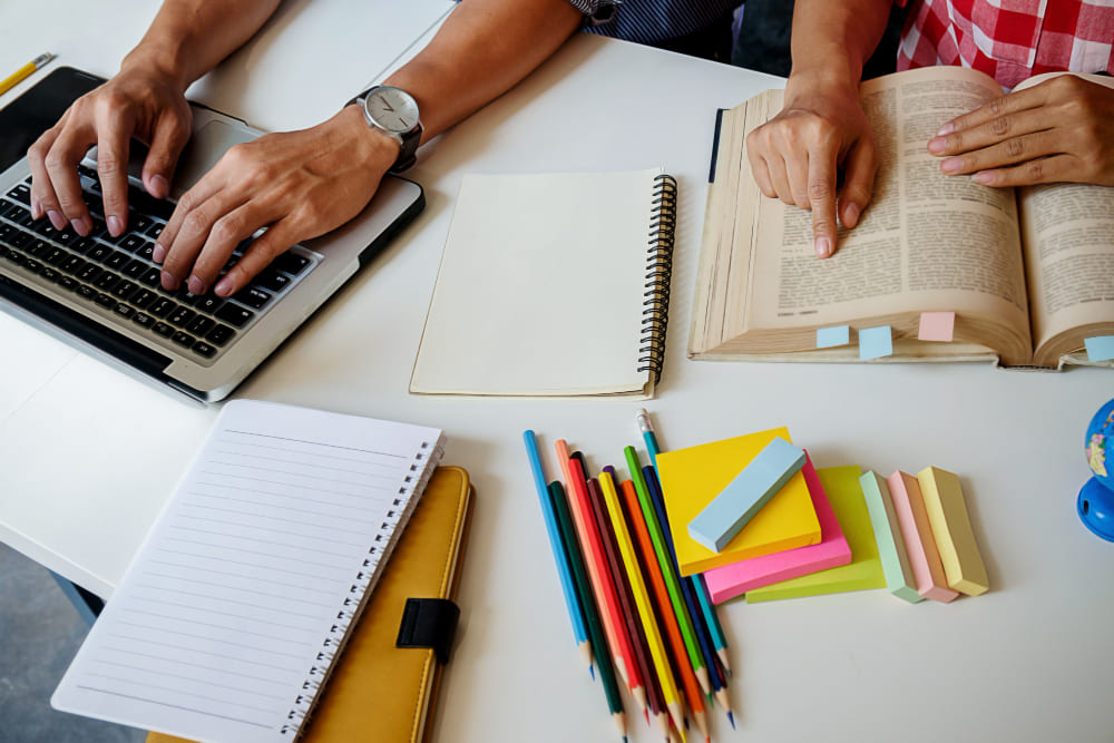 Imagem de Bourses pour encourager l'égalité des chances