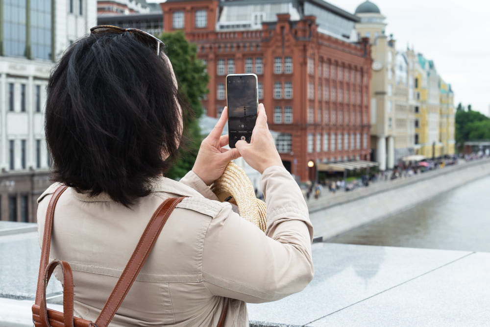 Imagem de Holafly eSIM: Internet Illimitato per Viaggi Internazionali